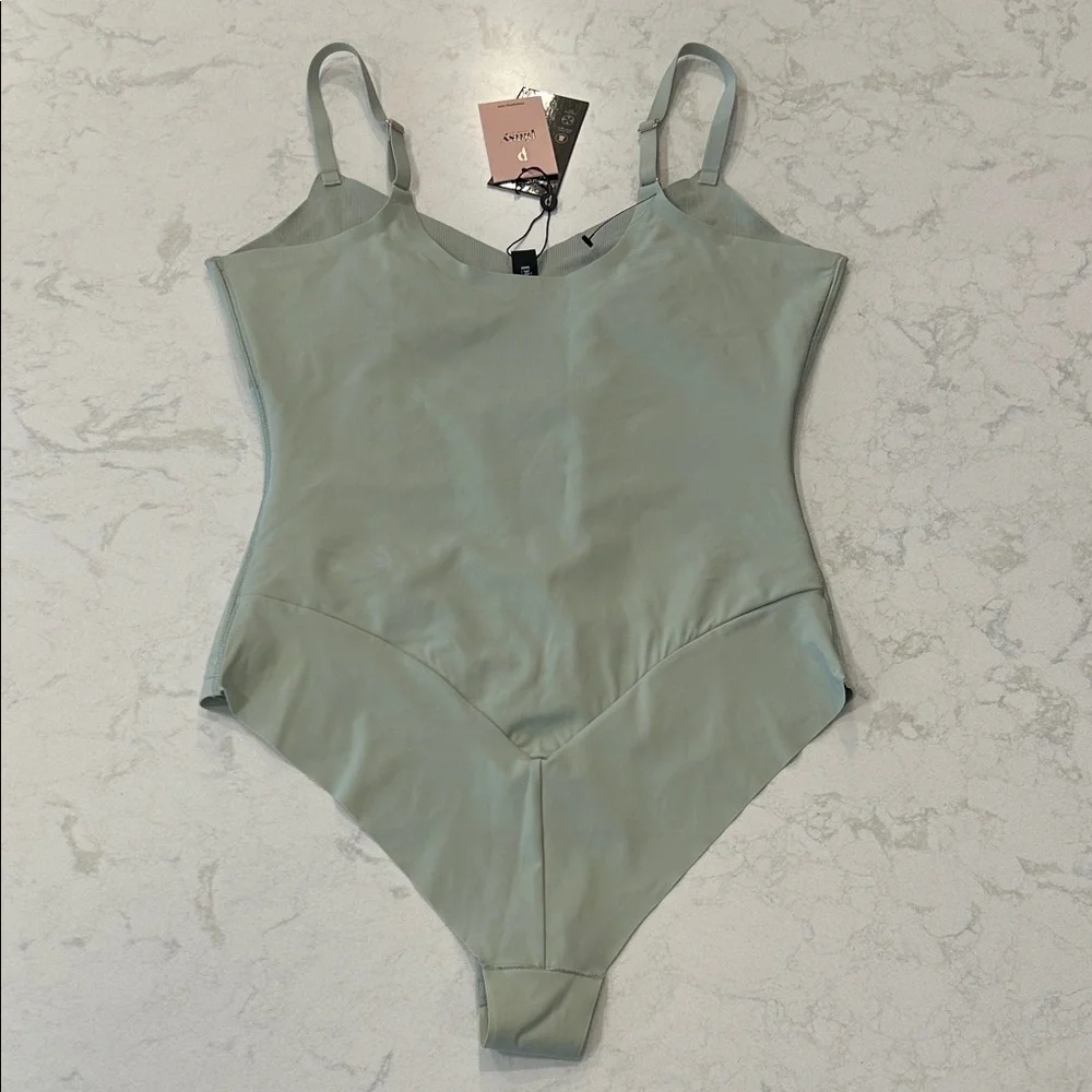 Pinsy Bonded Spaghetti Shapesuit‎ V-Neck Cheeky Shapewear Sage Green Large